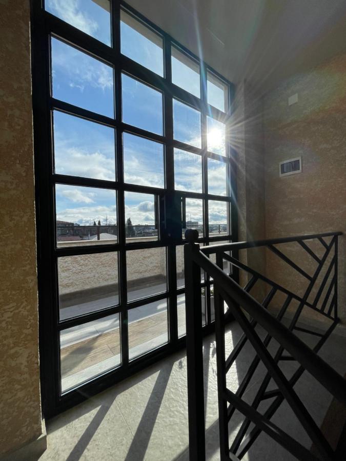 Chogo Otel Kutaisi Dış mekan fotoğraf